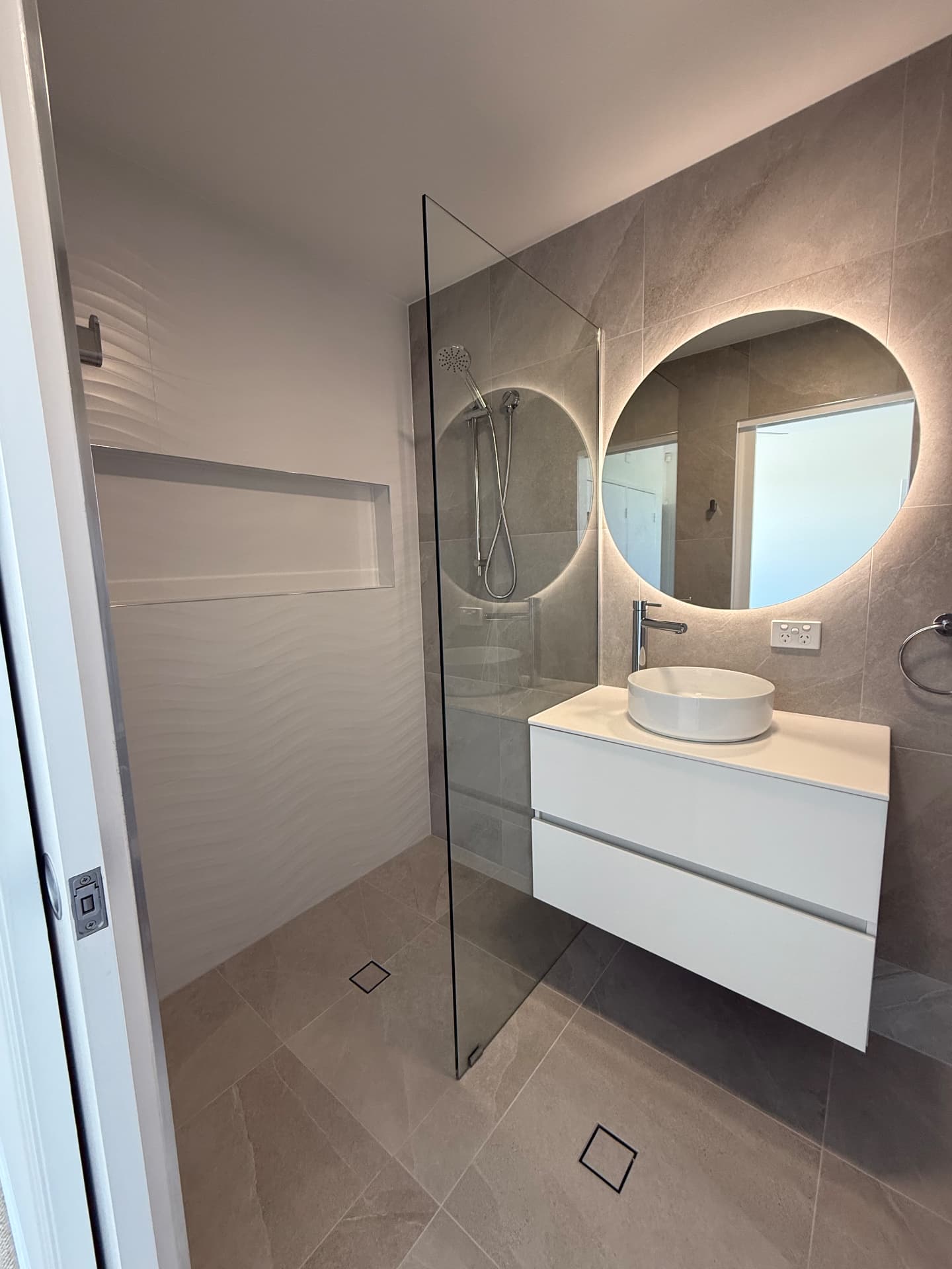 Stone Ensuite Addition — Newport